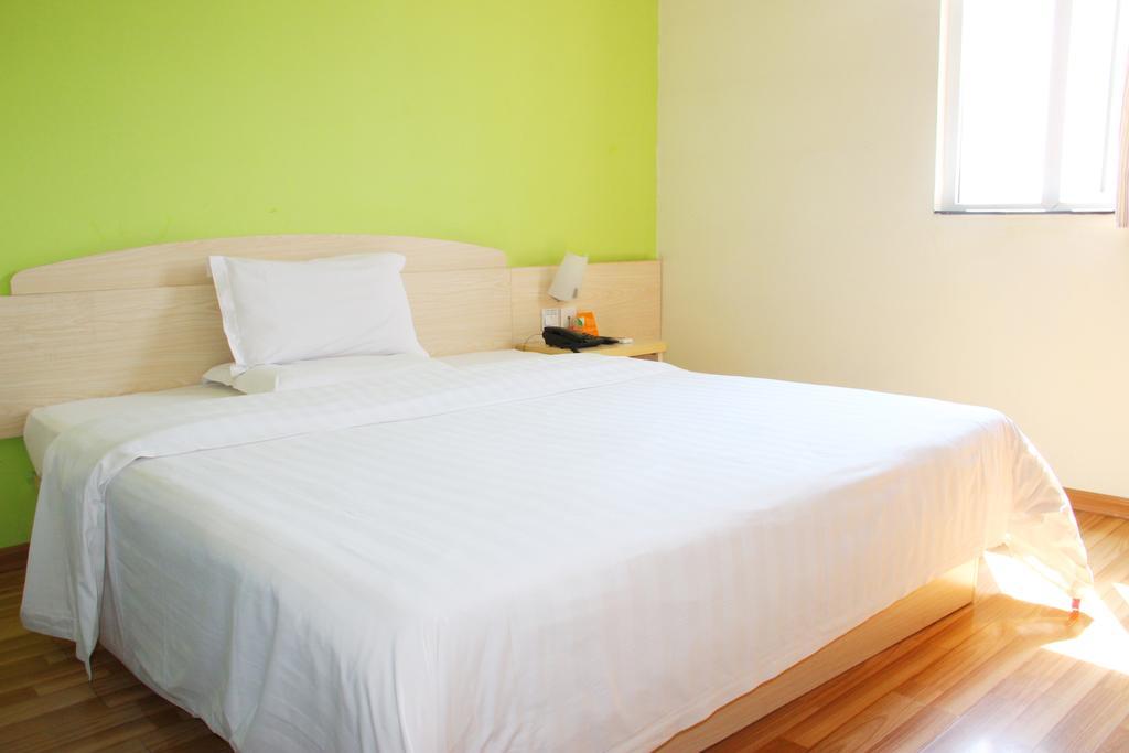 7Days Inn Guangzhou New Tianhe Park Extérieur photo
