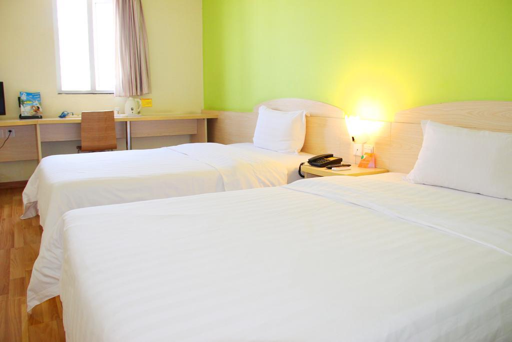 7Days Inn Guangzhou New Tianhe Park Extérieur photo