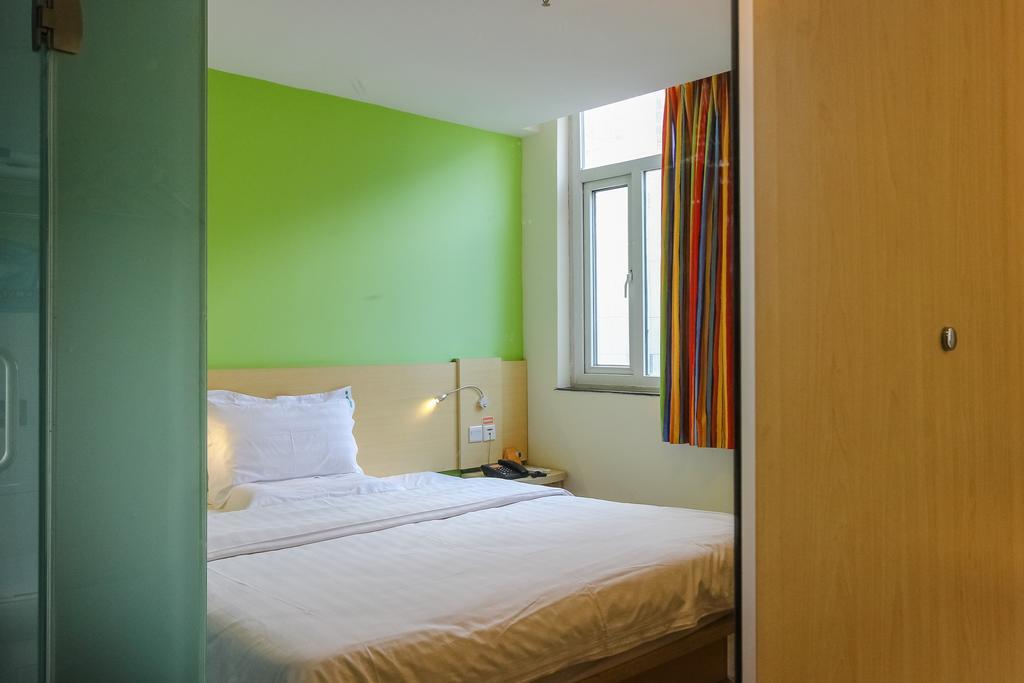 7Days Inn Guangzhou New Tianhe Park Extérieur photo
